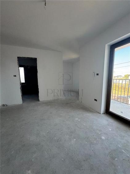 Duplex cu 5 camere cu Canalizare în Moșnița Nouă