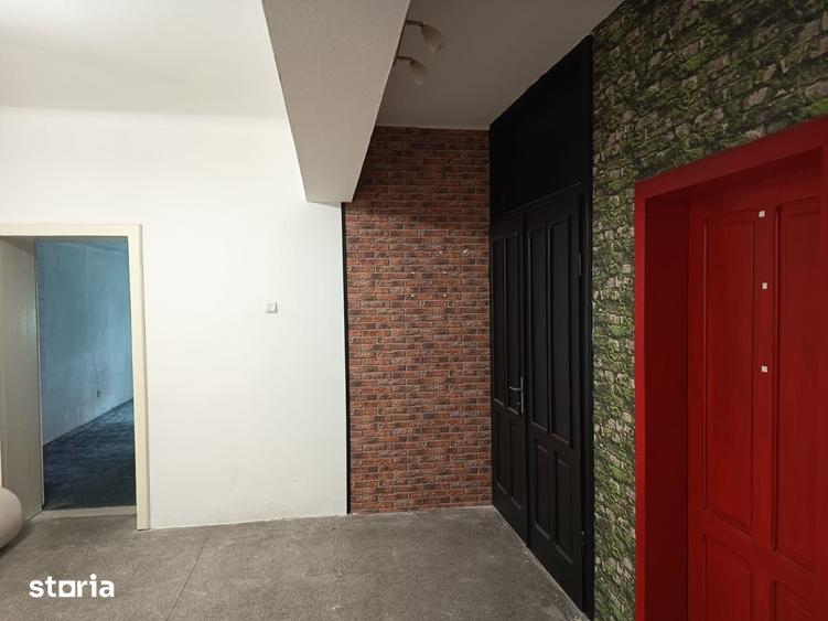 Spațiu comercial, de 165 mp, în Central