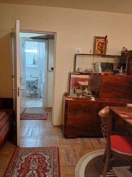Apartament cu 2 camere semidecomandat în Romanilor