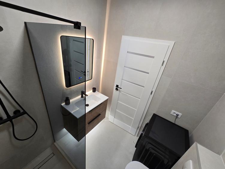Apartament cu 2 camere decomandat în Lujerului
