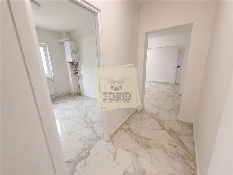 Apartament cu 4 camere decomandat în Mihai Viteazul