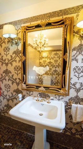 Apartament cu 4 camere decomandat în Clăbucet