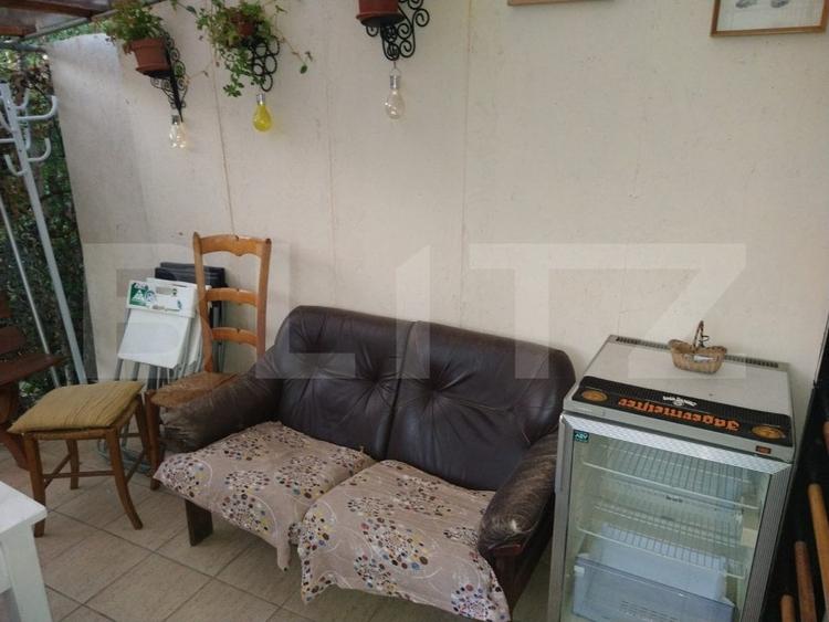 Casă individuală cu 5 camere cu Canalizare în Cetate