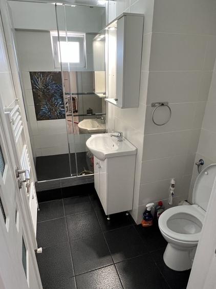 Apartament cu 3 camere decomandat în Ultracentral