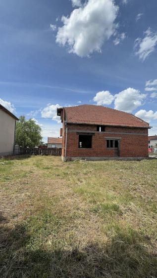 Casă cu Teren 1471 Mp în Bethausen