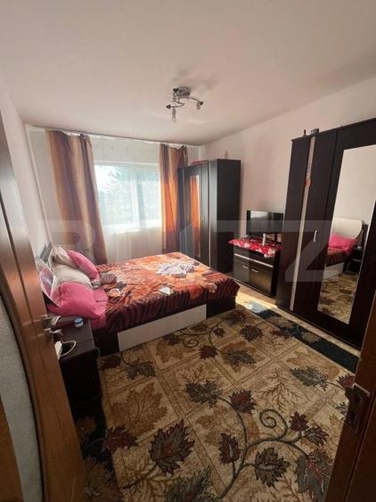 Apartament cu 2 camere semidecomandat, mobilat în Câmpia Turzii