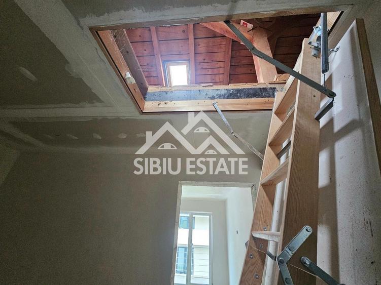 Duplex cu 4 camere cu Canalizare în Șelimbăr