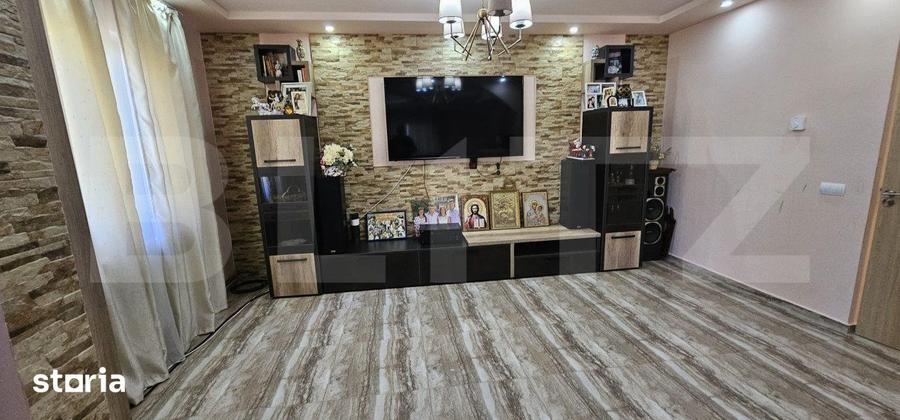 Casă cu 5 camere cu Teren 1300 Mp în Răzvad