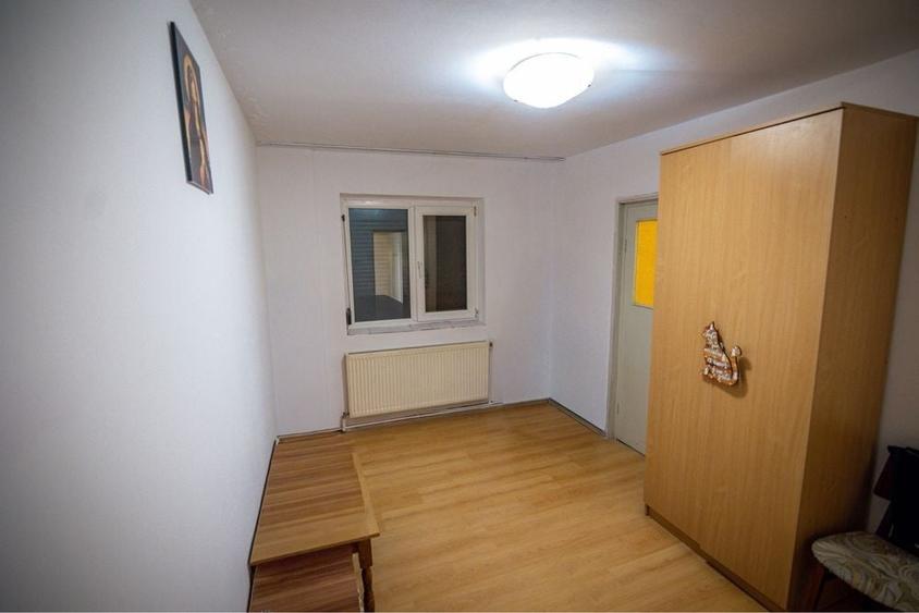 Apartament cu 3 camere în Ultracentral