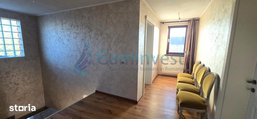 Casă cu 5 camere cu Teren 2690 Mp în Central