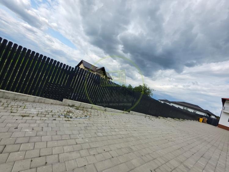 Casă individuală cu 4 camere cu Canalizare în Exterior Sud