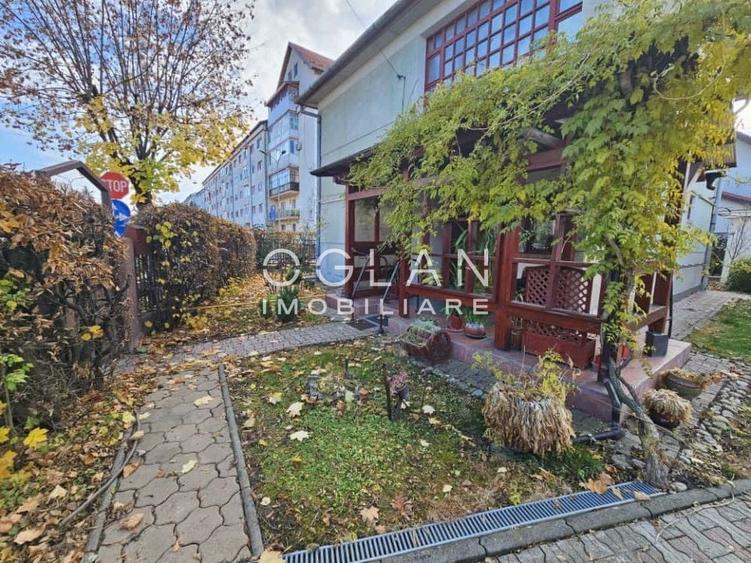 Casă individuală cu 3 camere cu Canalizare în Calea Dumbrăvii
