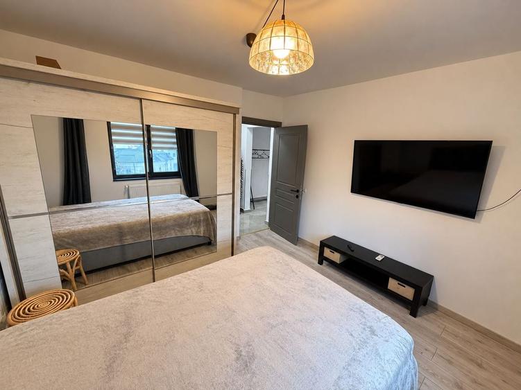 Apartament cu 2 camere decomandat, mobilat în Capitol
