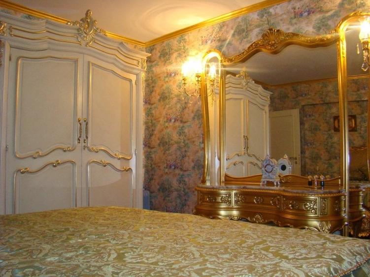 Apartament cu 3 camere decomandat, mobilat în Unirii