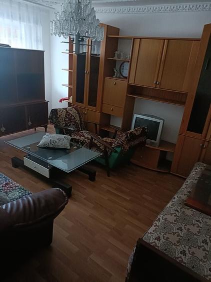 Apartament cu 2 camere decomandat în Obor
