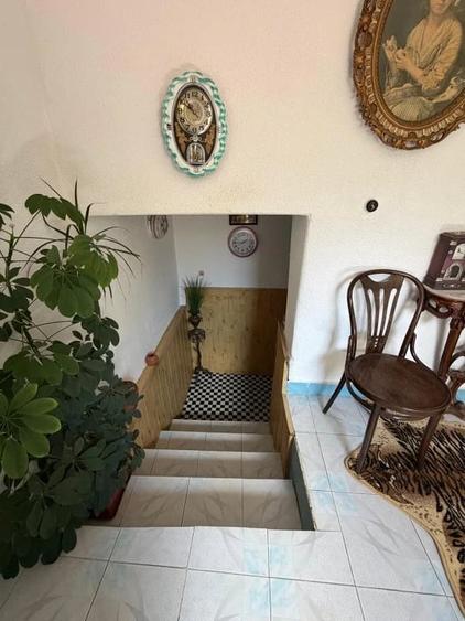 Casă cu 5 camere cu Teren 130 Mp în Lascăr Catargiu