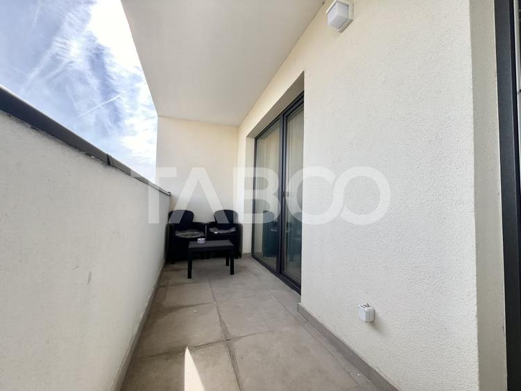 Apartament cu 2 camere semidecomandat, mobilat în Florești