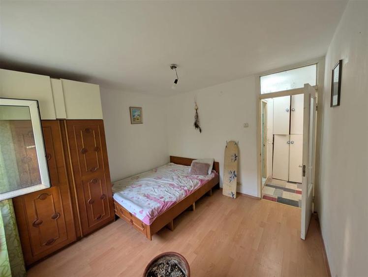 Apartament cu 2 camere decomandat în Radu Negru