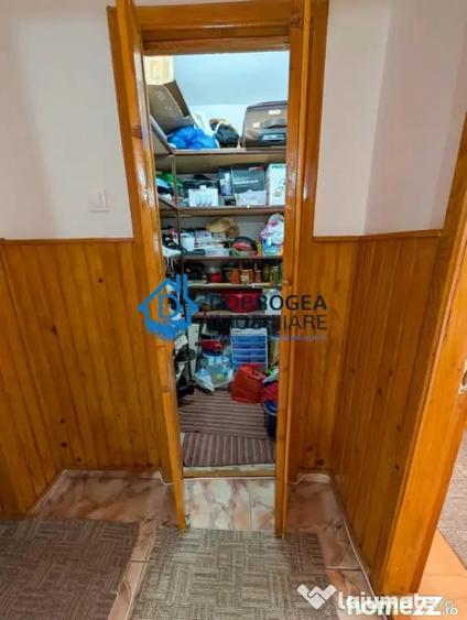 Apartament cu 3 camere decomandat în Păcii