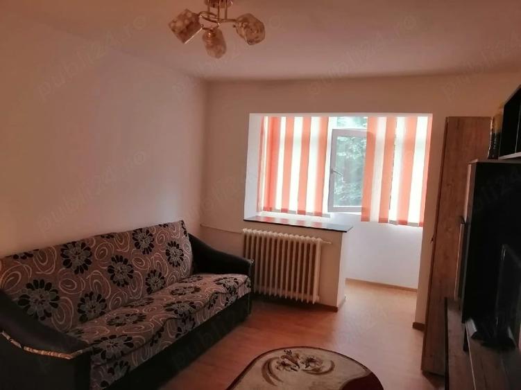 Apartament cu 2 camere semidecomandat în Central