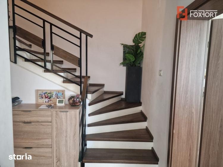 Casă cu 4 camere cu Piscina în Ghiroda