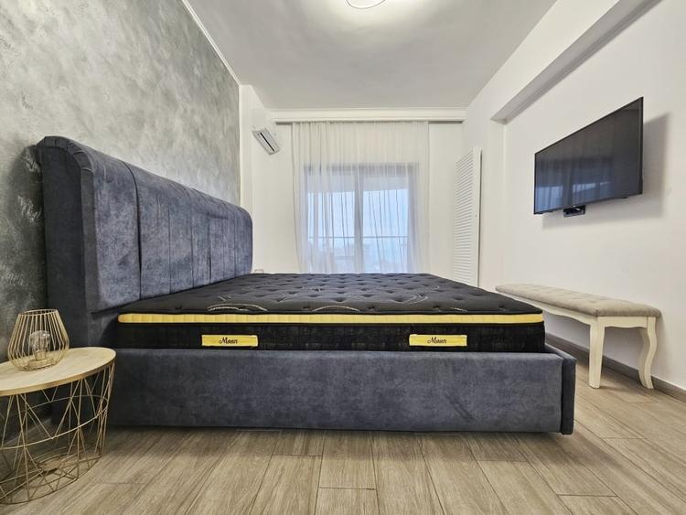 Apartament cu 2 camere decomandat, mobilat în Est