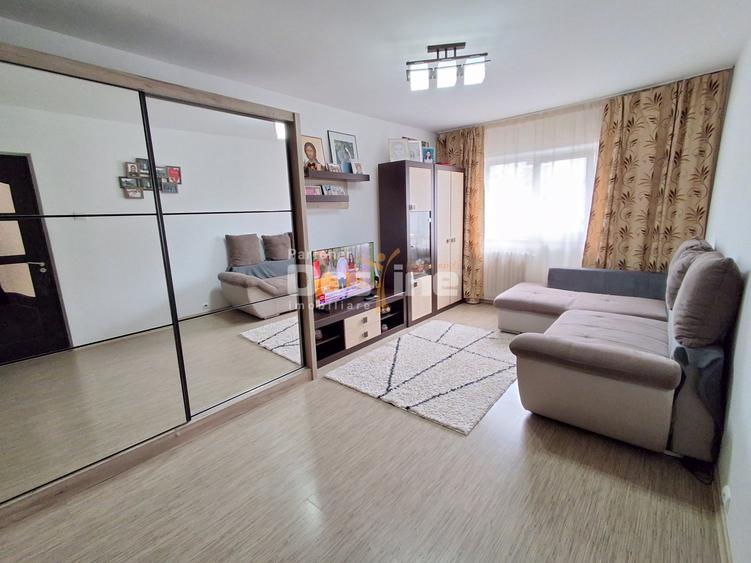 DACIA , Apartament 2 camere, DECOMANDAT, 98.900 EURO - 1