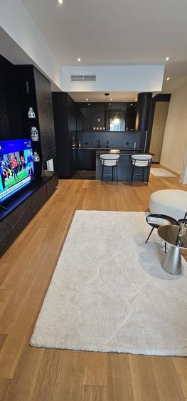 Apartament cu 3 camere decomandat, mobilat în Floreasca
