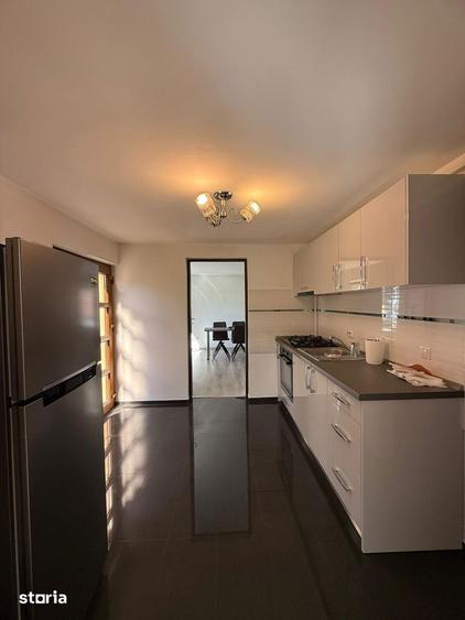 Apartament cu 2 camere decomandat în Între Lacuri