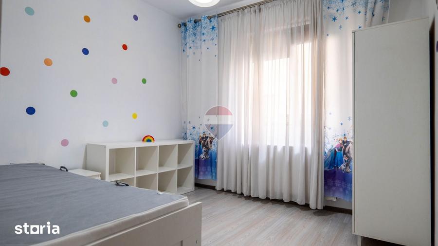 Apartament cu 3 camere decomandat în Fundeni