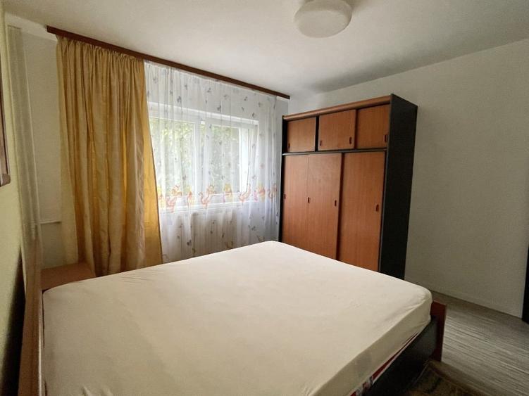 Apartament cu 3 camere decomandat, mobilat în Vitan Mall