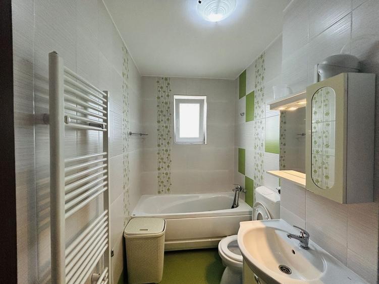 Apartament cu 2 camere decomandat, mobilat în Turnișor