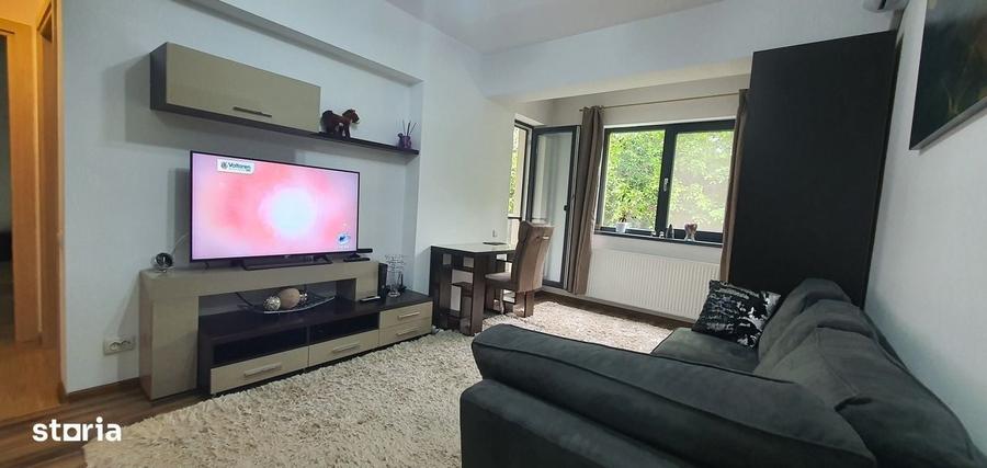 Apartament cu 2 camere semidecomandat în Moșilor