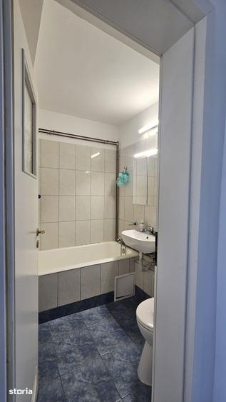 Apartament cu 3 camere, mobilat în Grivița