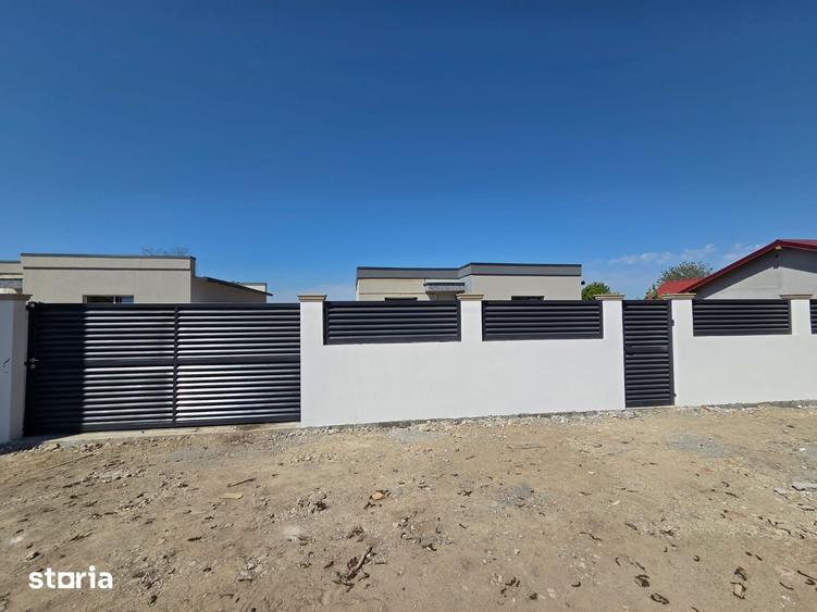 Casă cu 4 camere cu Teren 450 Mp în Vânători