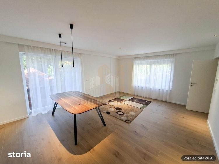 Casă cu 3 camere decomandat cu Teren 228 Mp în Centrul Civic