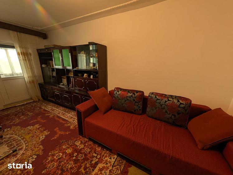 Apartament cu 3 camere în Est
