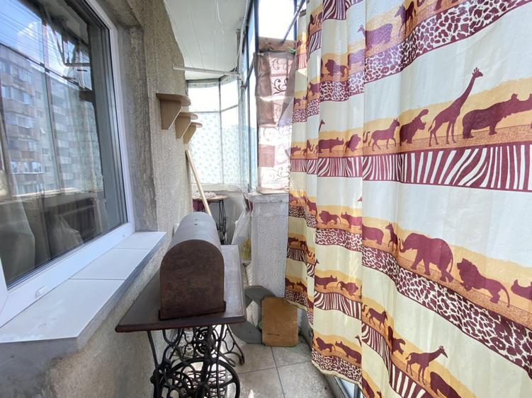 Apartament cu 4 camere decomandat, mobilat în 13 Septembrie