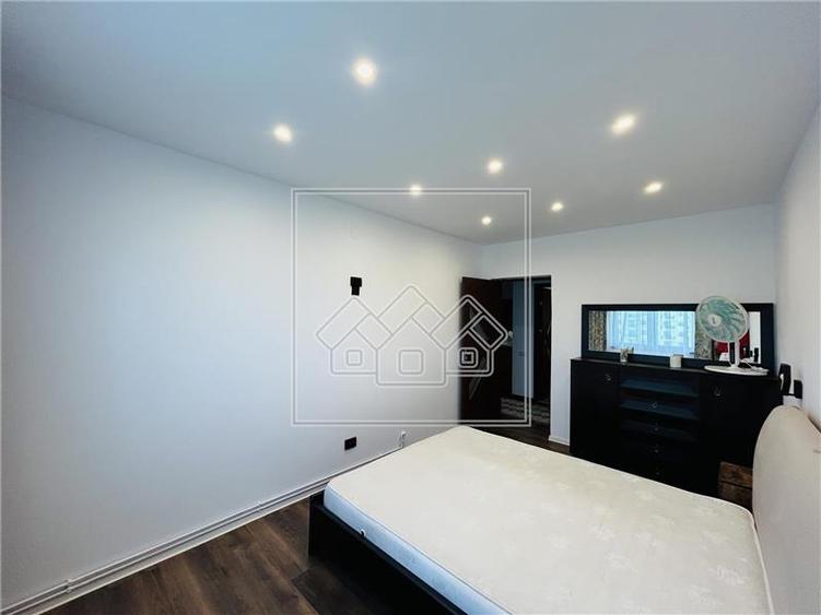 Apartament cu 2 camere decomandat în Șelimbăr