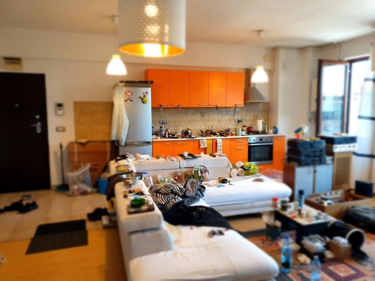 Apartament cu 2 camere semidecomandat în Central