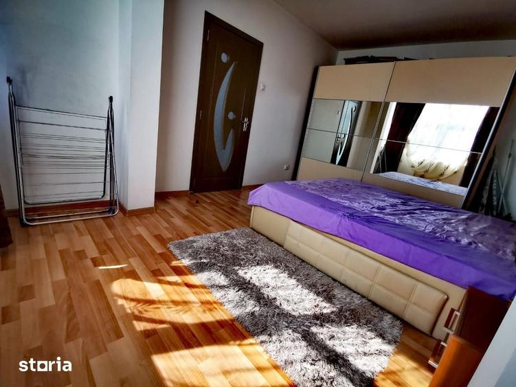 Apartament cu 2 camere nedecomandat în Podu Roș