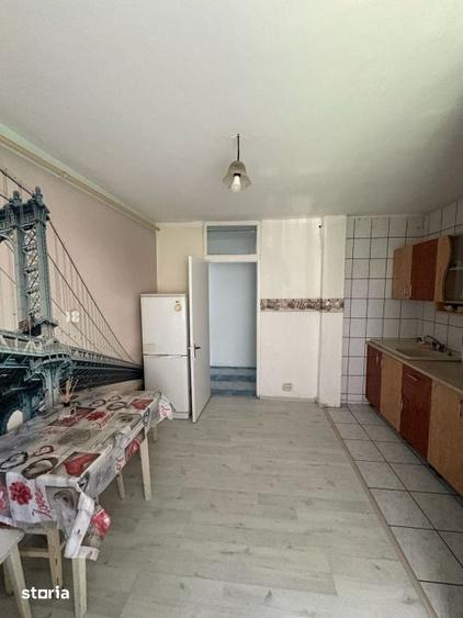Apartament cu 2 camere decomandat în Giurgiului