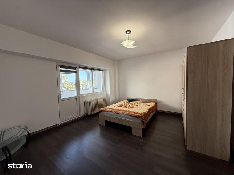 Garsonieră decomandată în Cug