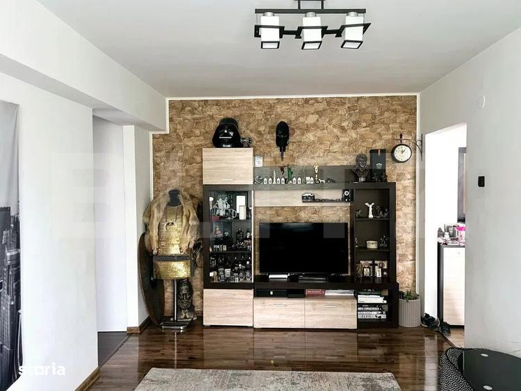 Apartament cu 2 camere semidecomandat, mobilat în Ultracentral