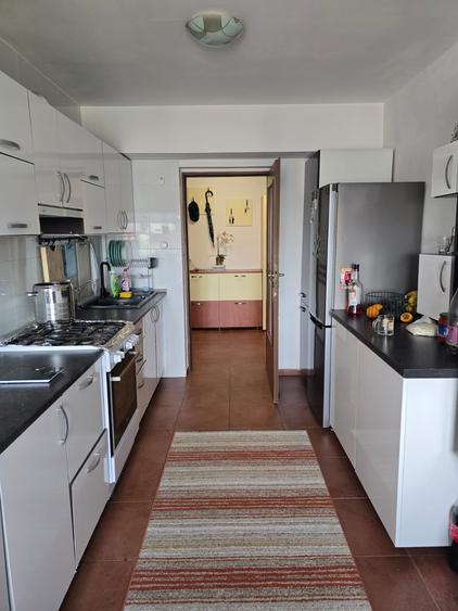 Apartament cu 2 camere decomandat în Ultimul leu