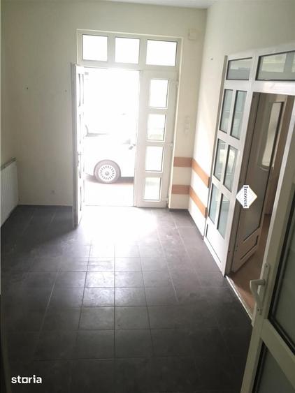 Spațiu comercial, de 63 mp, în Central