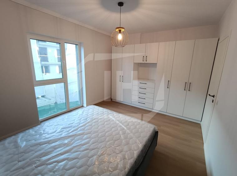 Apartament cu 2 camere semidecomandat, mobilat în Iris