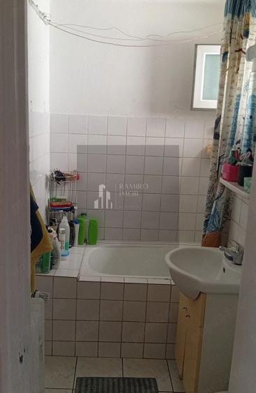 Apartament cu 2 camere semidecomandat în Sălăjan