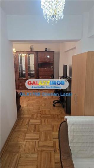 Apartament cu 2 camere semidecomandat în Victoriei