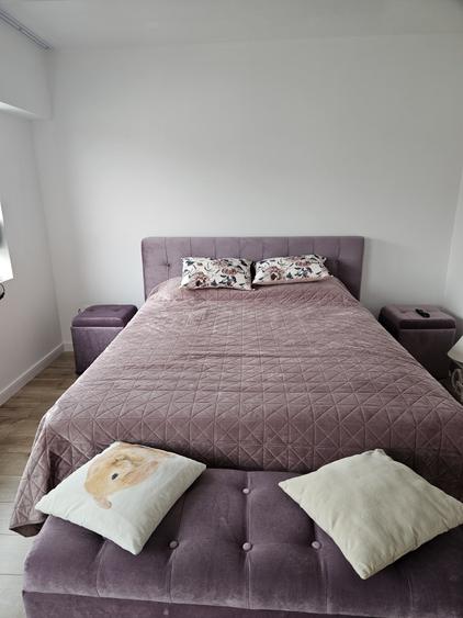 Apartament cu 4 camere decomandat în Central